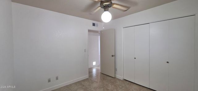 5201 W ROYAL PALM Road, Glendale, AZ 85302