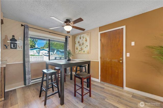 6910 E Cascade Drive, Port Orchard, WA 98366