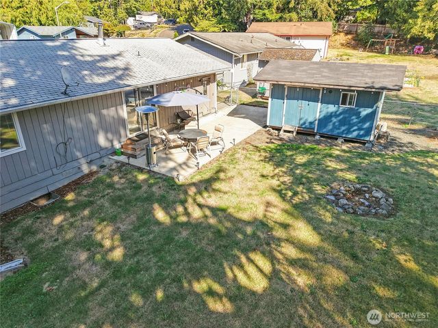 6910 E Cascade Drive, Port Orchard, WA 98366