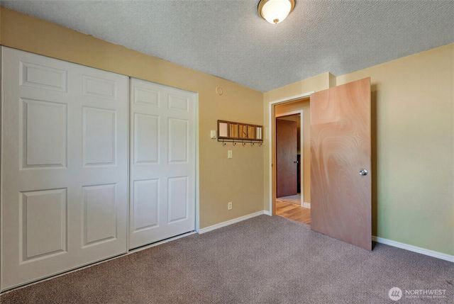 6910 E Cascade Drive, Port Orchard, WA 98366