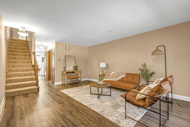 6112 W Port AVENUE, Milwaukee, WI 53223