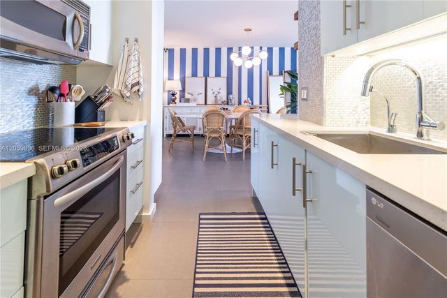 10275 Collins Avenue 519, Bal Harbour, FL 33154