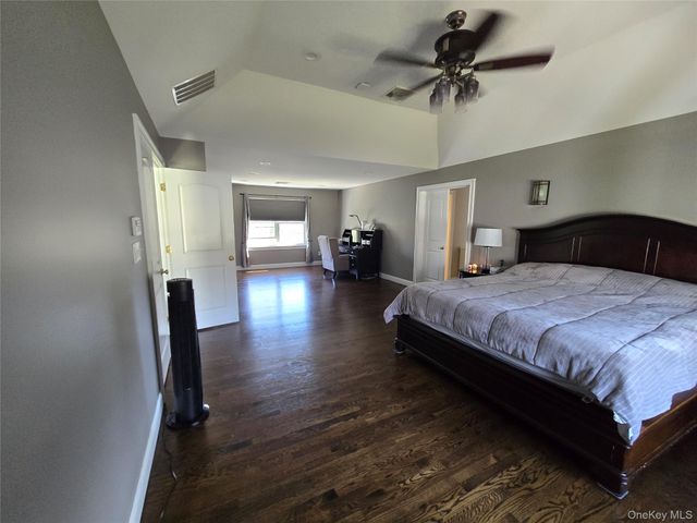 104 Winding Brook Court, Cornwall, NY 12553