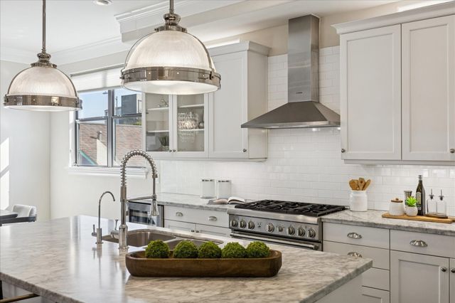 615 W Bell Street, Houston, TX 77019