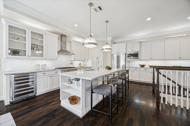 615 W Bell Street, Houston, TX 77019