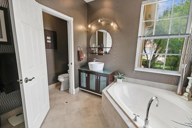 6802 Milani Street, Lake Worth, FL 33467