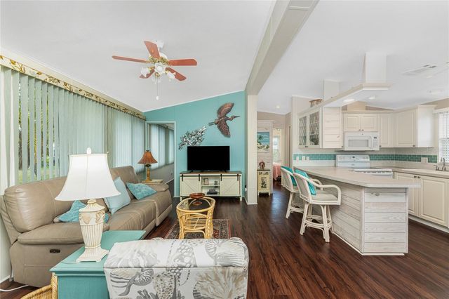 50 CROWN POINT DRIVE, Nokomis, FL 34275