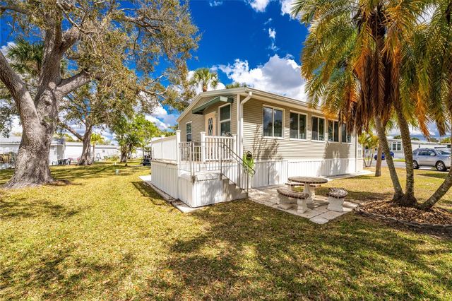 50 CROWN POINT DRIVE, Nokomis, FL 34275