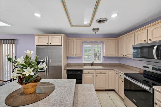 1926 Surfside Terrace, Vero Beach, FL 32963