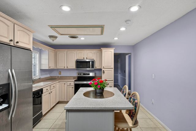 1926 Surfside Terrace, Vero Beach, FL 32963