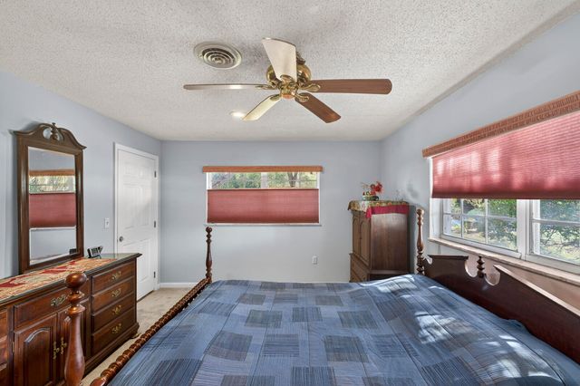 1926 Surfside Terrace, Vero Beach, FL 32963