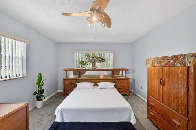 1926 Surfside Terrace, Vero Beach, FL 32963