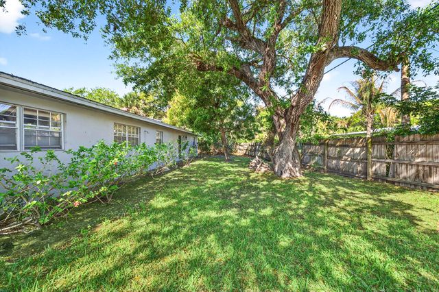 1926 Surfside Terrace, Vero Beach, FL 32963