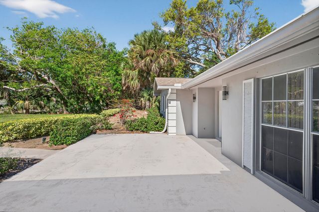 1926 Surfside Terrace, Vero Beach, FL 32963