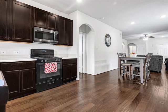 9830 Yanet Grove Lane, Houston, TX 77044