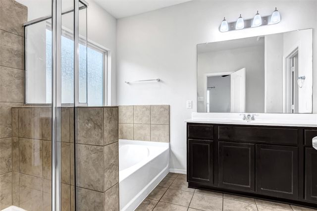 9830 Yanet Grove Lane, Houston, TX 77044