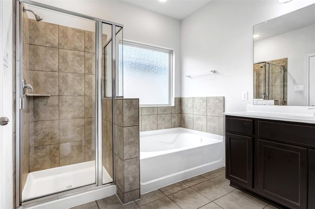 9830 Yanet Grove Lane, Houston, TX 77044