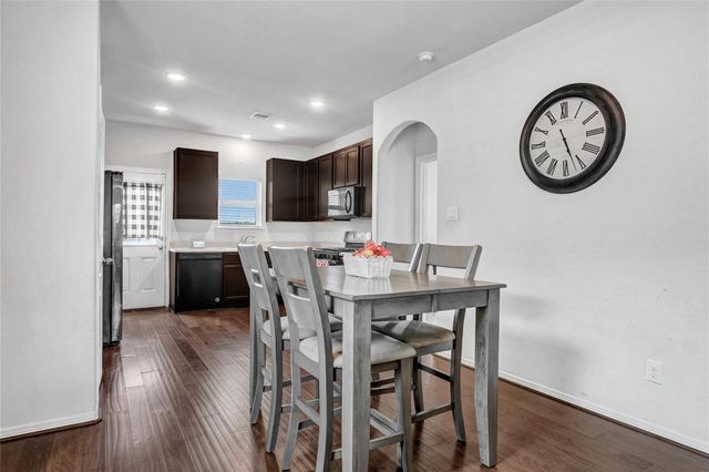 9830 Yanet Grove Lane, Houston, TX 77044