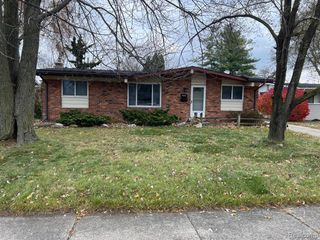 9486 Patton Street, Livonia, MI 48150