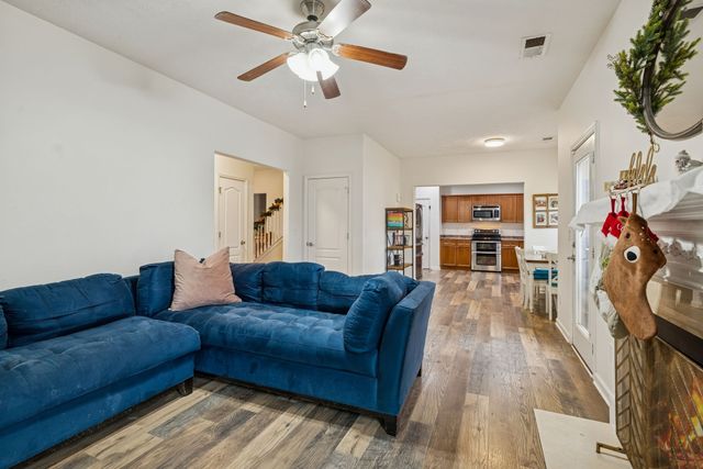 1727 Freiburg Dr, Spring Hill, TN 37174