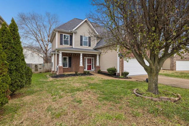 1727 Freiburg Dr, Spring Hill, TN 37174
