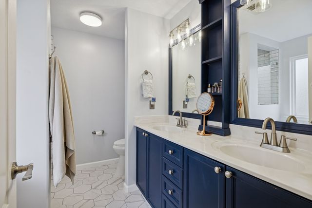 1727 Freiburg Dr, Spring Hill, TN 37174