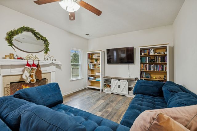 1727 Freiburg Dr, Spring Hill, TN 37174