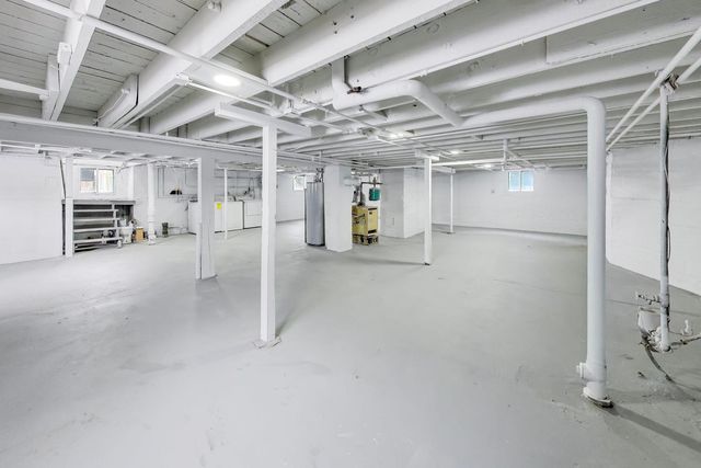 1638 Oakwood Avenue, Des Plaines, IL 60016