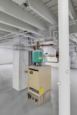 1638 Oakwood Avenue, Des Plaines, IL 60016