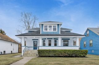 1638 Oakwood Avenue, Des Plaines, IL 60016