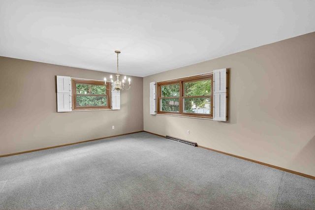 7013 Cardinal Drive, Middleton, WI 53562