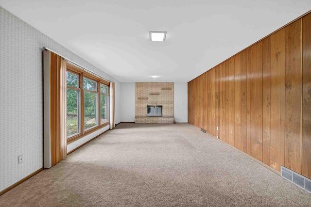 7013 Cardinal Drive, Middleton, WI 53562