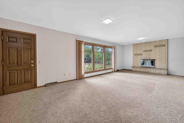 7013 Cardinal Drive, Middleton, WI 53562