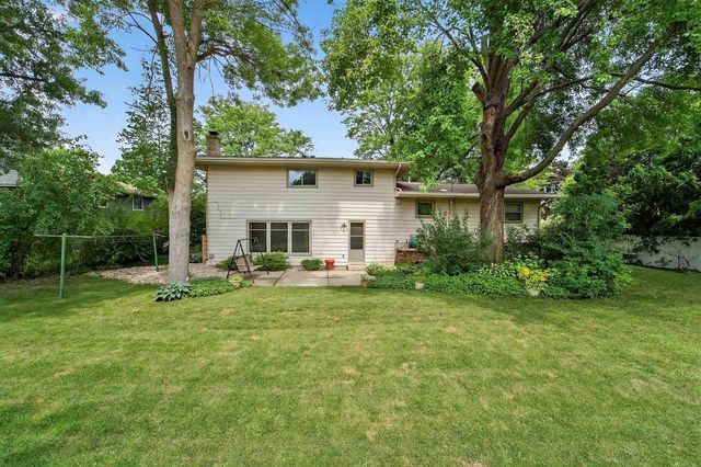 7013 Cardinal Drive, Middleton, WI 53562