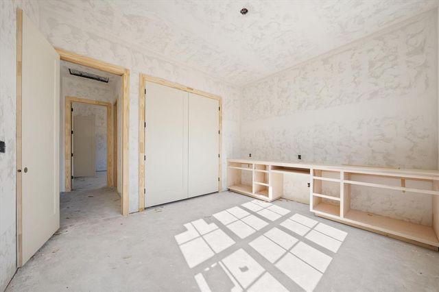 10045 SW 27th Street, Yukon, OK 73099