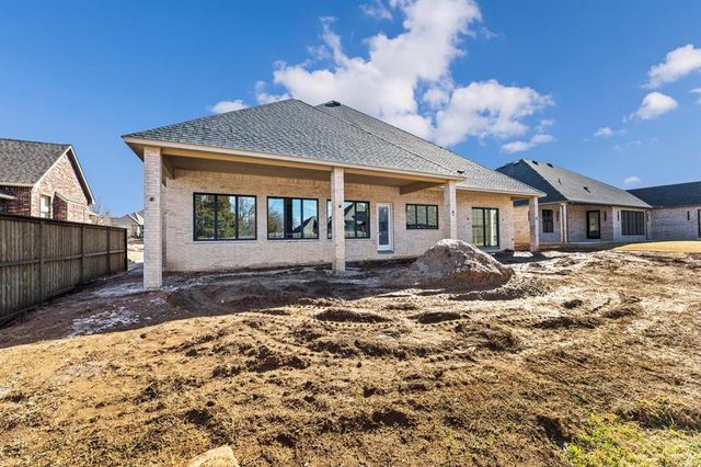 10045 SW 27th Street, Yukon, OK 73099