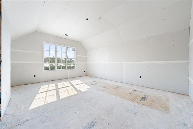 10045 SW 27th Street, Yukon, OK 73099