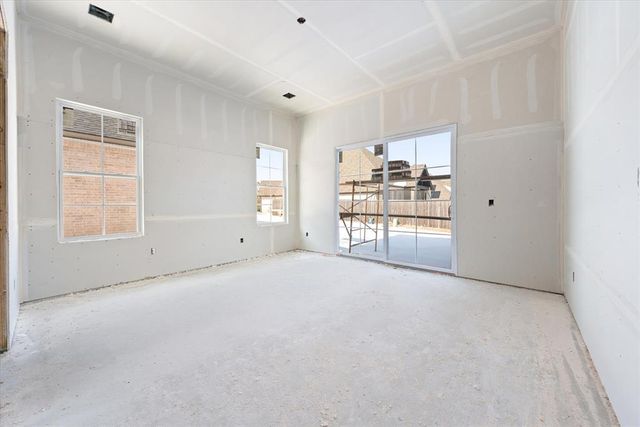 10045 SW 27th Street, Yukon, OK 73099