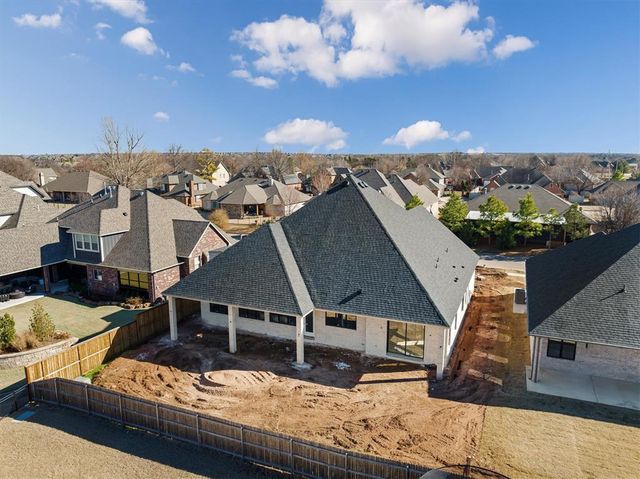 10045 SW 27th Street, Yukon, OK 73099