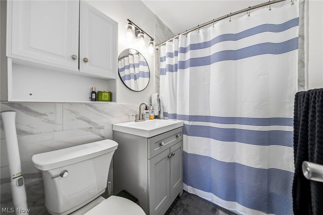 33378 Lake Shore Boulevard, Eastlake, OH 44095