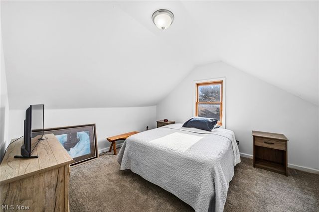 33378 Lake Shore Boulevard, Eastlake, OH 44095