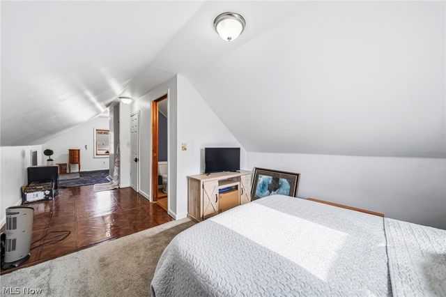 33378 Lake Shore Boulevard, Eastlake, OH 44095