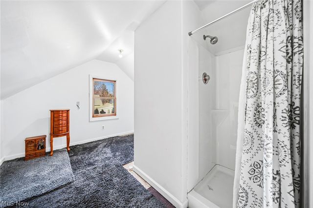 33378 Lake Shore Boulevard, Eastlake, OH 44095