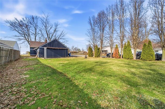 33378 Lake Shore Boulevard, Eastlake, OH 44095