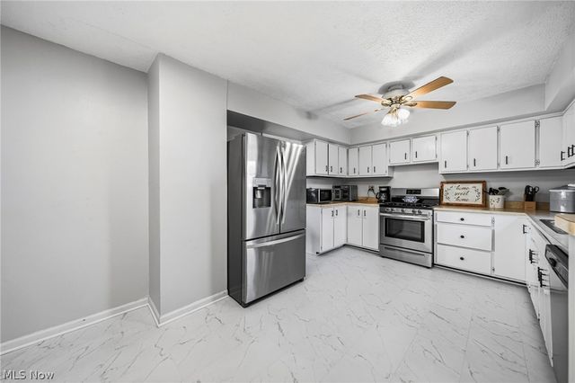 33378 Lake Shore Boulevard, Eastlake, OH 44095