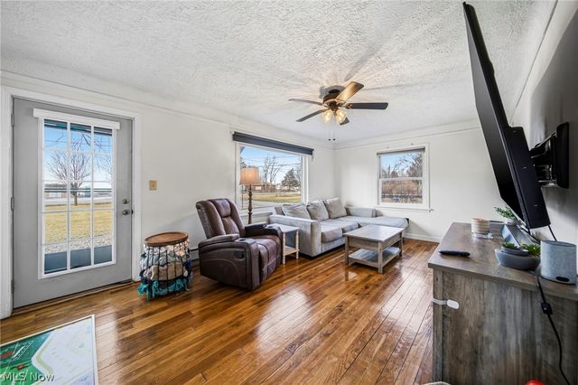 33378 Lake Shore Boulevard, Eastlake, OH 44095