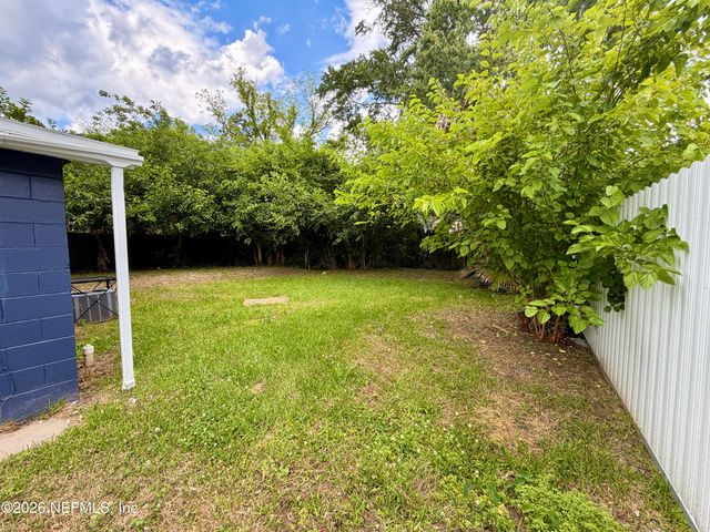 5903 DROAD Street, Jacksonville, FL 32208
