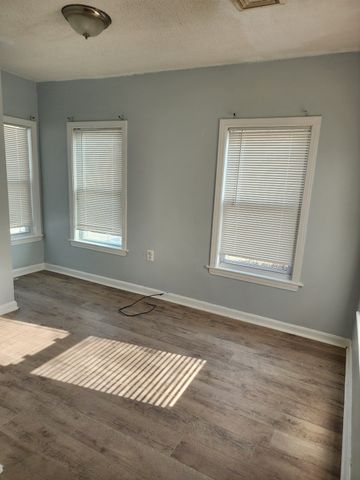 806 Warren Ave 2, Brockton, MA 02301