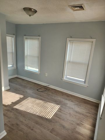 806 Warren Ave 2, Brockton, MA 02301