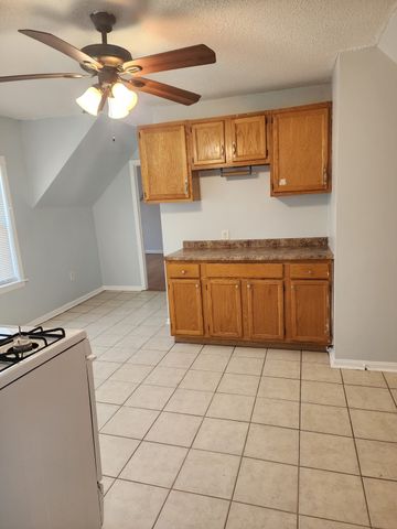 806 Warren Ave 2, Brockton, MA 02301